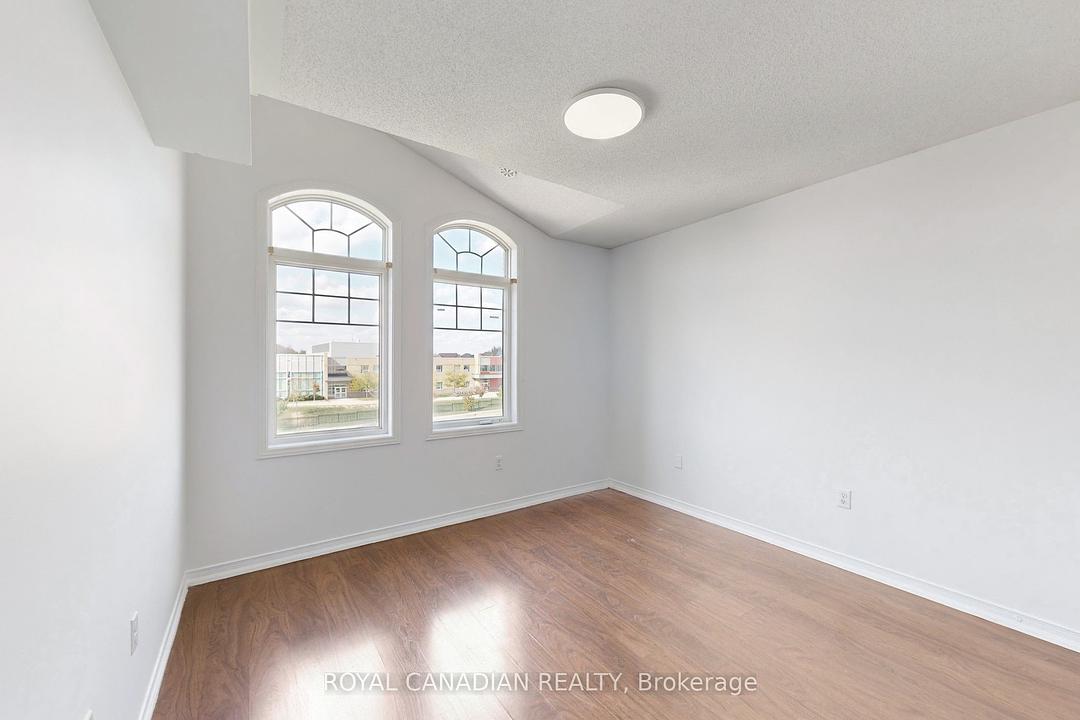 54 Chesterwood Crescent, Brampton, ON
