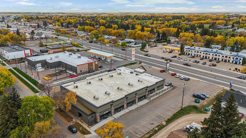 102 - 5703 48 Avenue, Camrose, AB