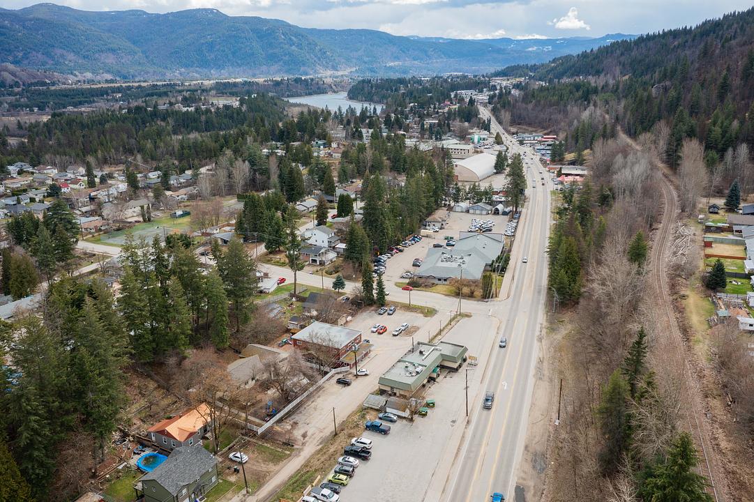 755 Columbia Avenue, Castlegar, BC