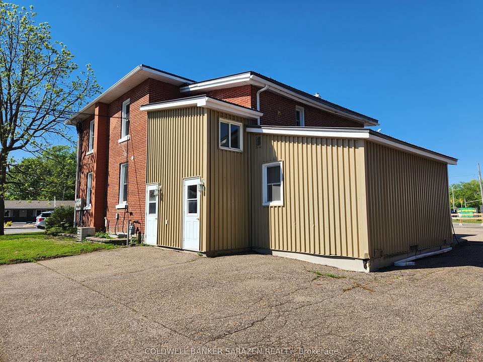 194 Daniel Street South, Arnprior, ON