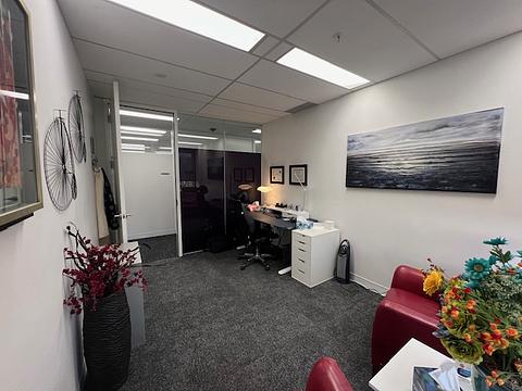 340 Midpark Way SE, Calgary, AB
