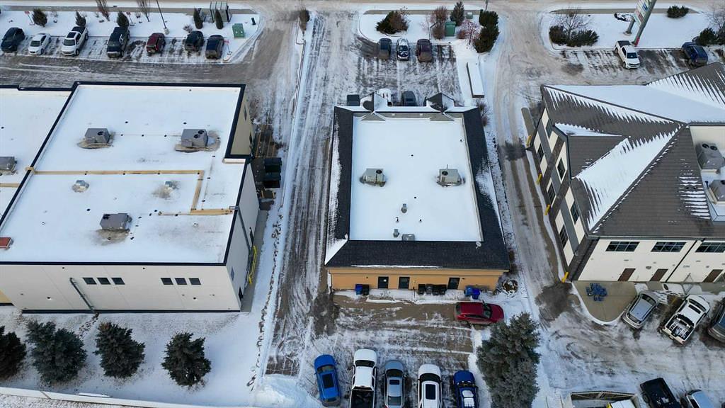 1 - 5021 Parkwood Road, Blackfalds, AB