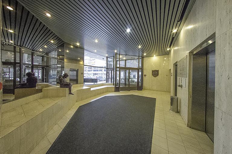 900 6 Avenue Southwest, Calgary, AB
