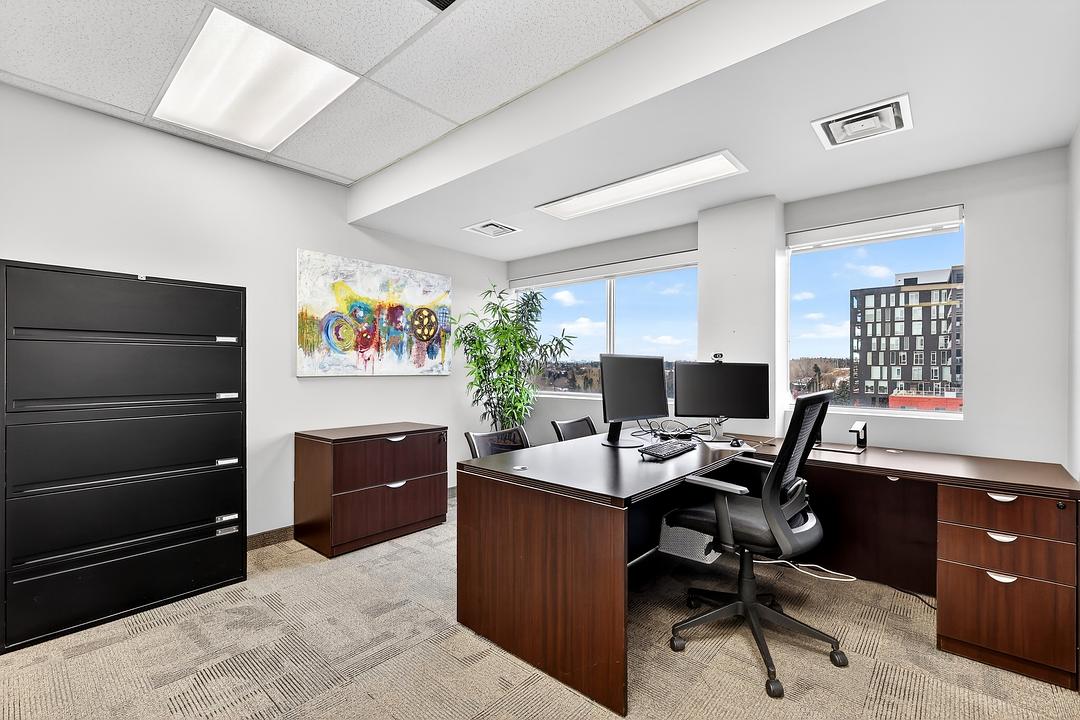 900 - 2424 4 Street Southwest, Calgary, AB