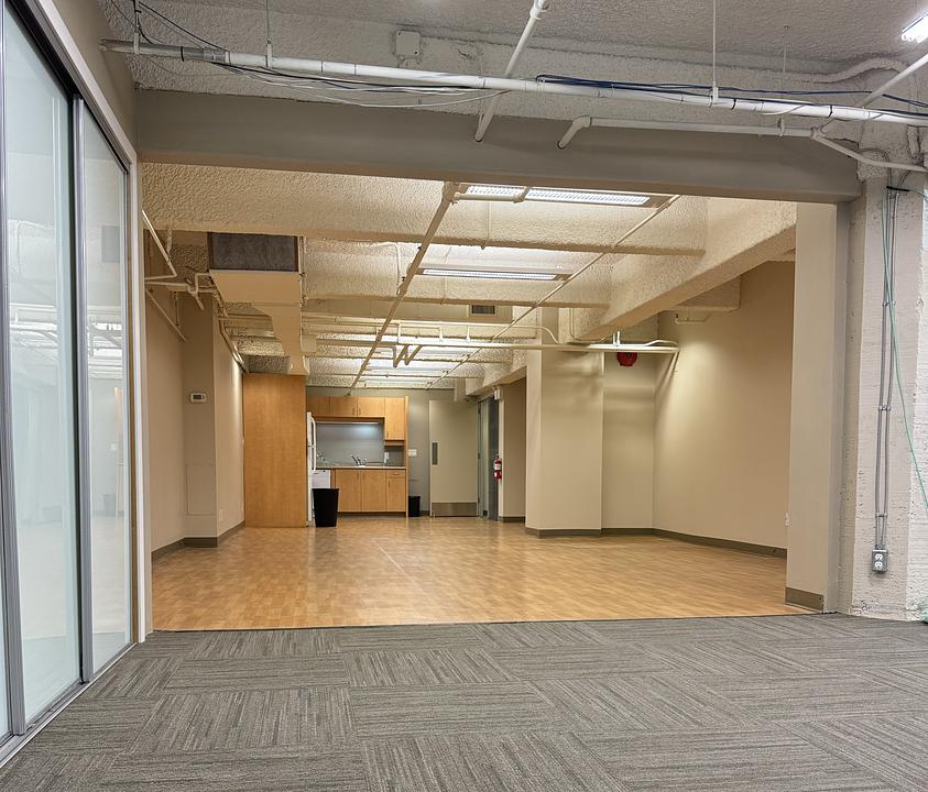 2/lower - 780 Beatty St, Vancouver, BC