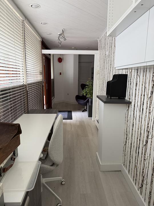 102 - 1675 Hornby Street, Vancouver, BC