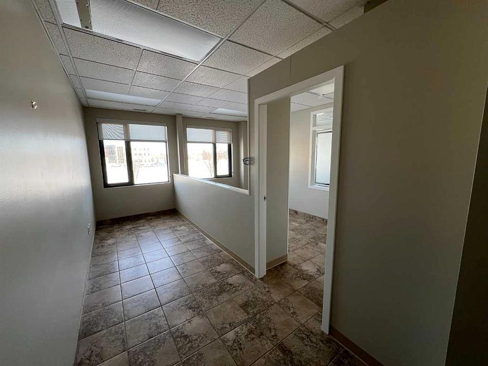 207 - 10605 West Side Drive, Grande Prairie, AB