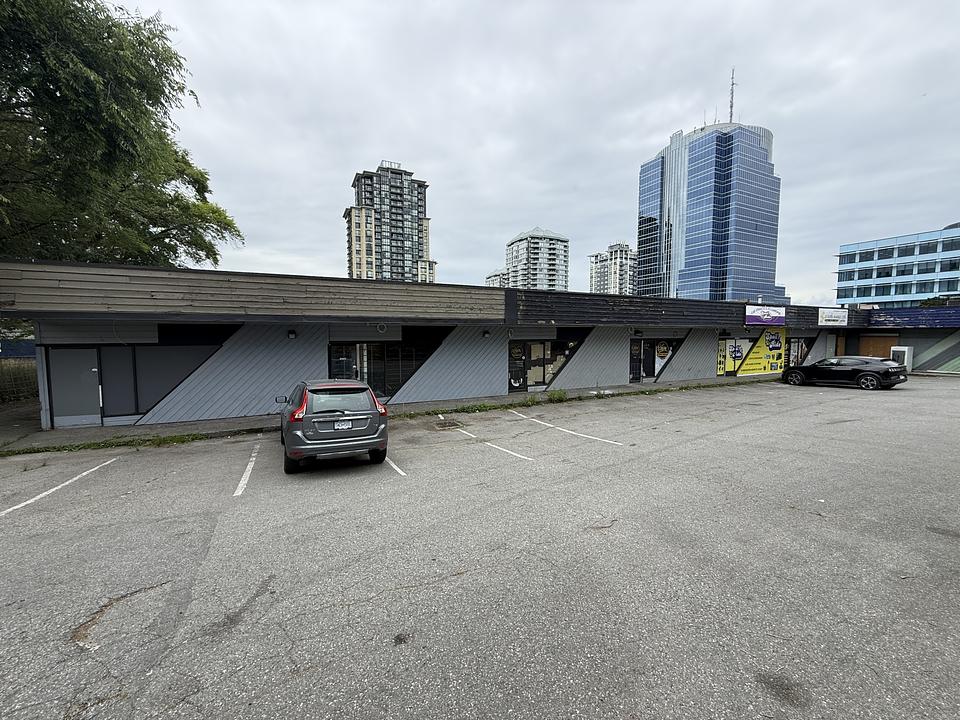 10755 City Parkway, Surrey, BC