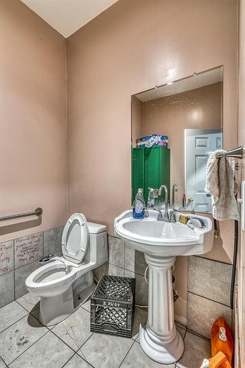 215 - 32 Westwinds Crescent Northeast, Calgary, AB