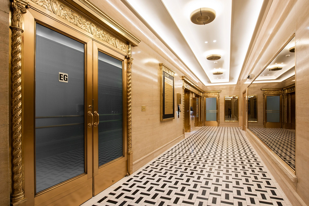 400 - 350 Bay Street, Toronto, ON