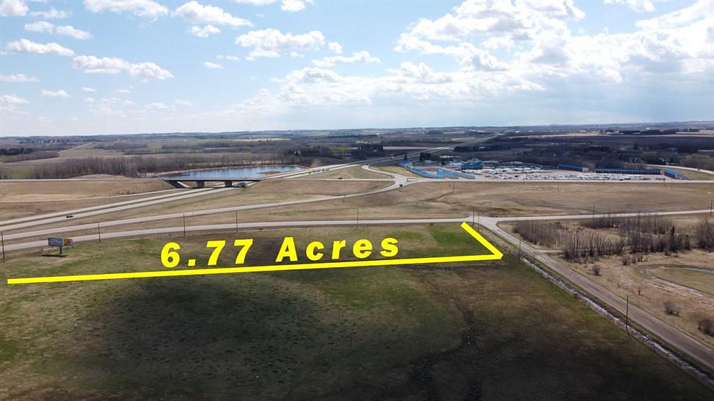 5601 Woodland Road, Innisfail, AB