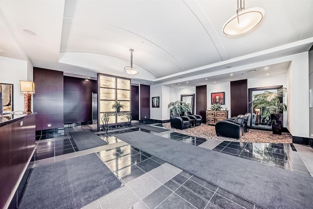 503 - 922 5 Avenue Southwest, Calgary, AB