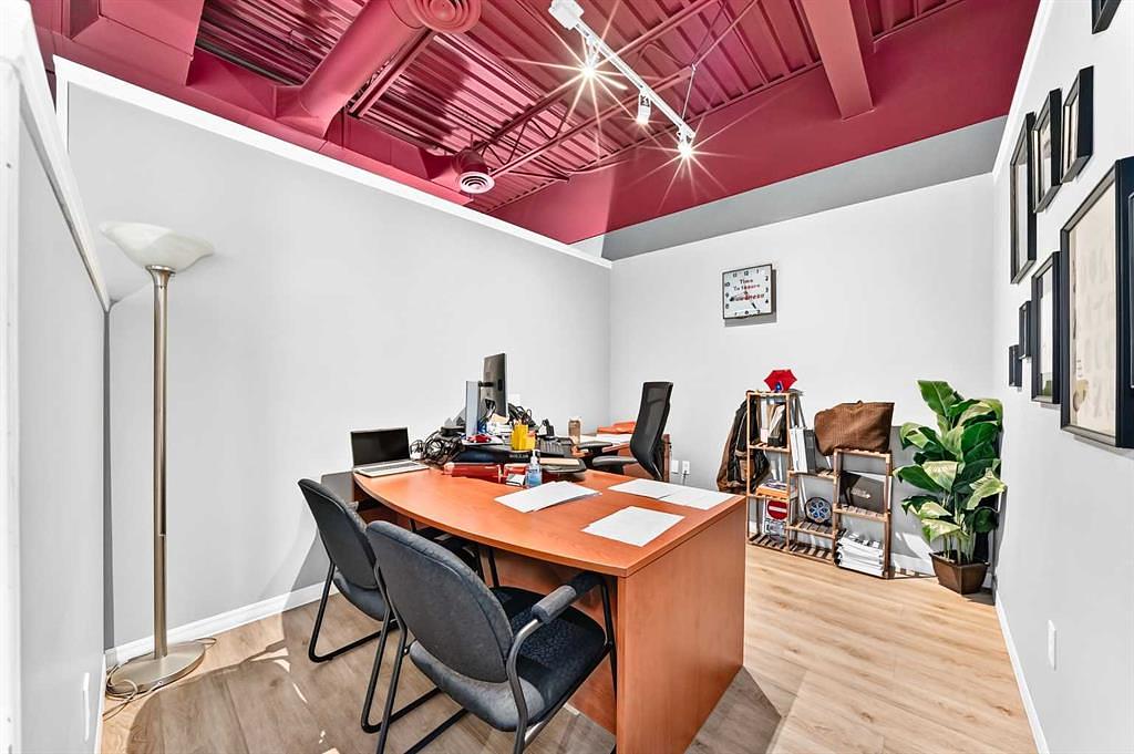 4722 1 Street Southwest, Calgary, AB