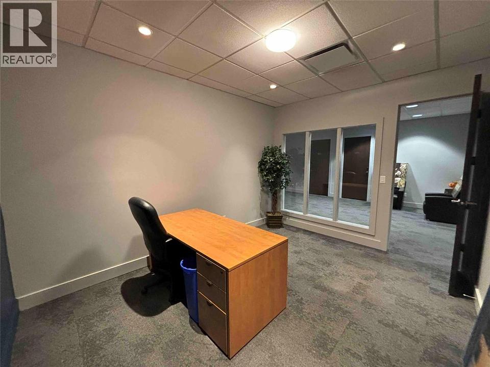 200 - 1455 Ellis Street, Kelowna, BC