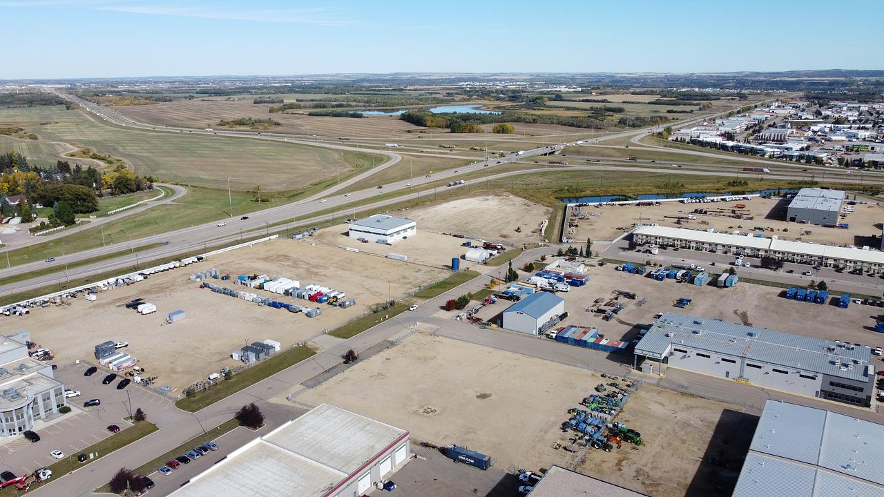 70 Queensgate Crescent, Blackfalds, AB
