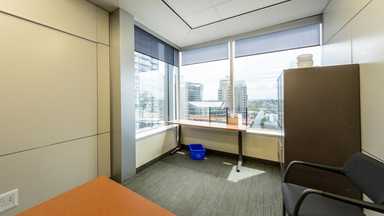 140 10 Ave SE, Calgary, AB