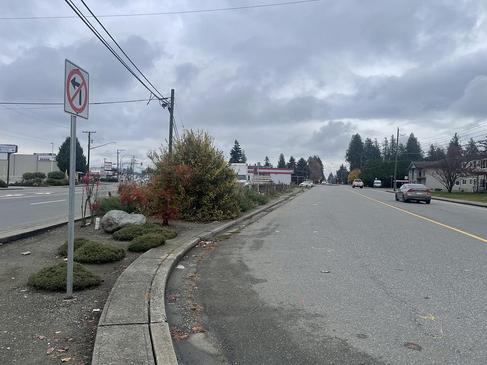 31648 South Fraser Way, Abbotsford, BC