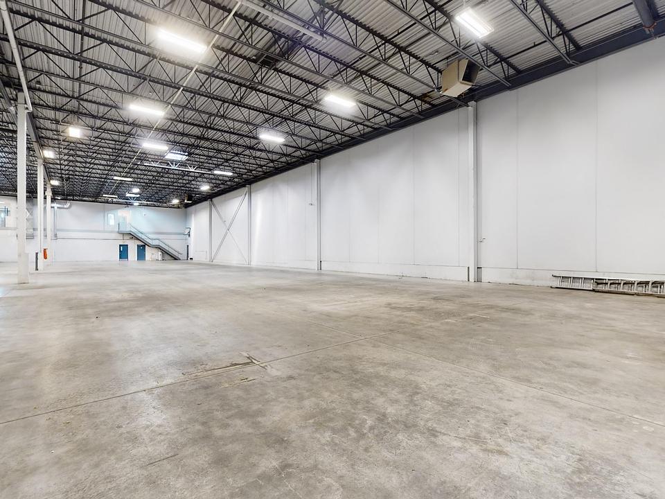 B - 1060 B Lorimar Drive, Mississauga, ON