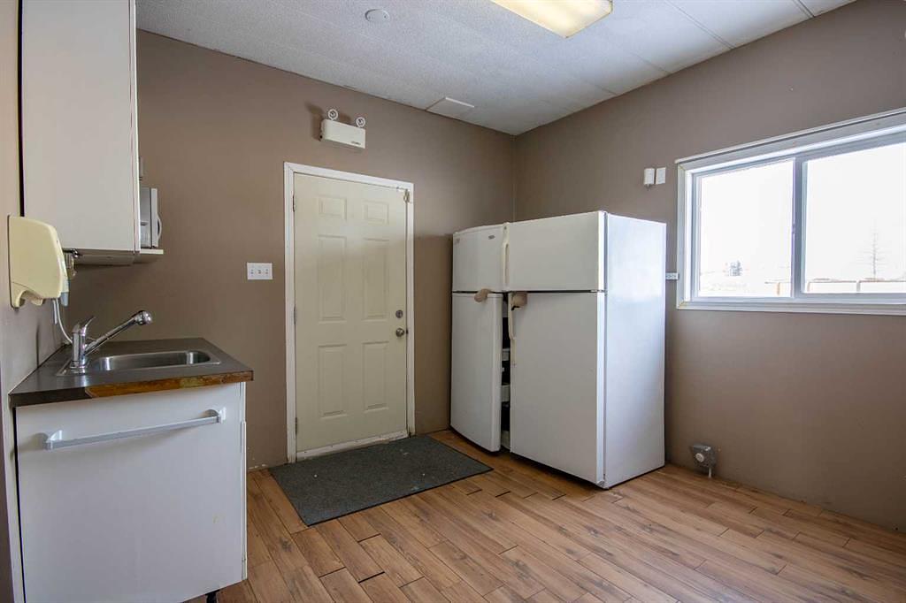 5423 Township Road 325b, Sundre, AB