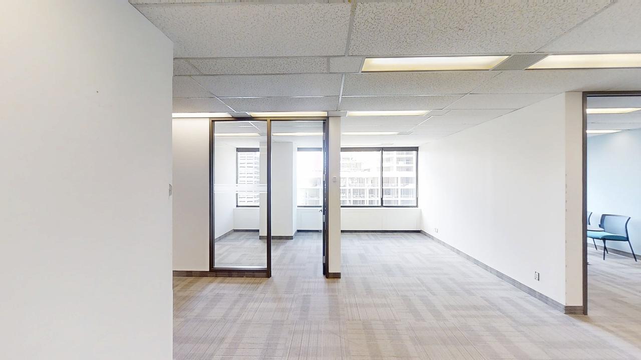 1502 - 180 Dundas Street West, Toronto, ON