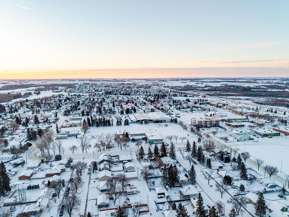34 Athabasca Avenue, Devon, AB