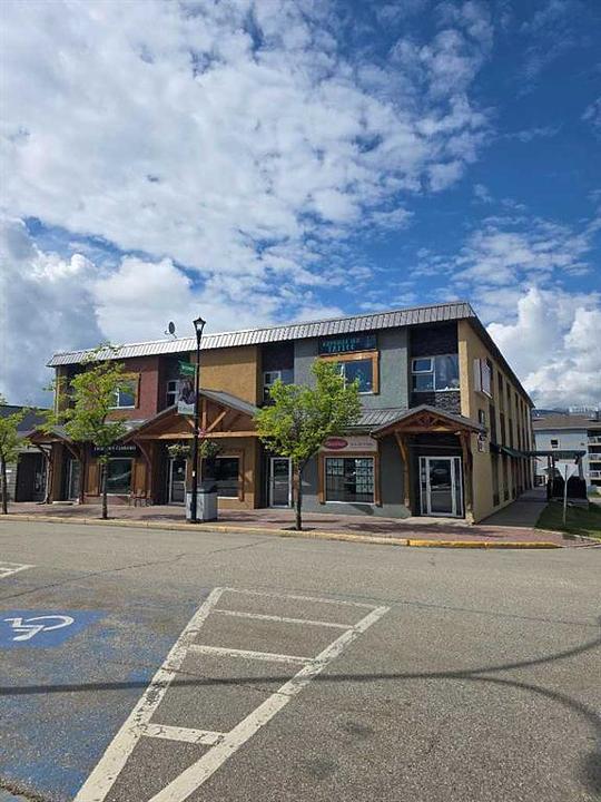 1800 Pine Plaza Road, Grande Cache, AB