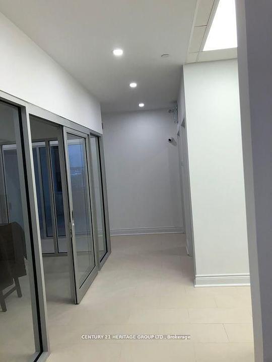 208 - 2875 14th Avenue, Markham, ON