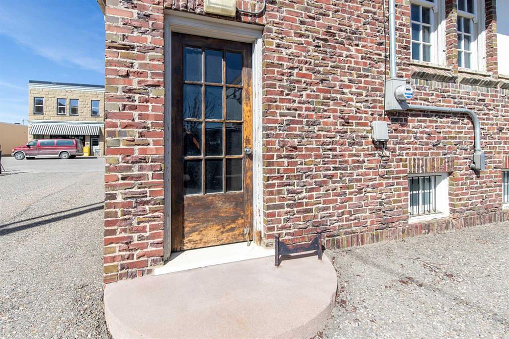 2224 2 Avenue, Fort Macleod, AB