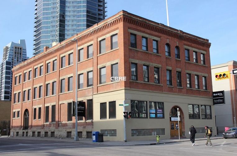 L100 - 239 10 Avenue Southeast, Calgary, AB