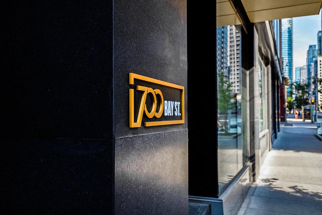 0505 - 700 Bay Street, Toronto, ON