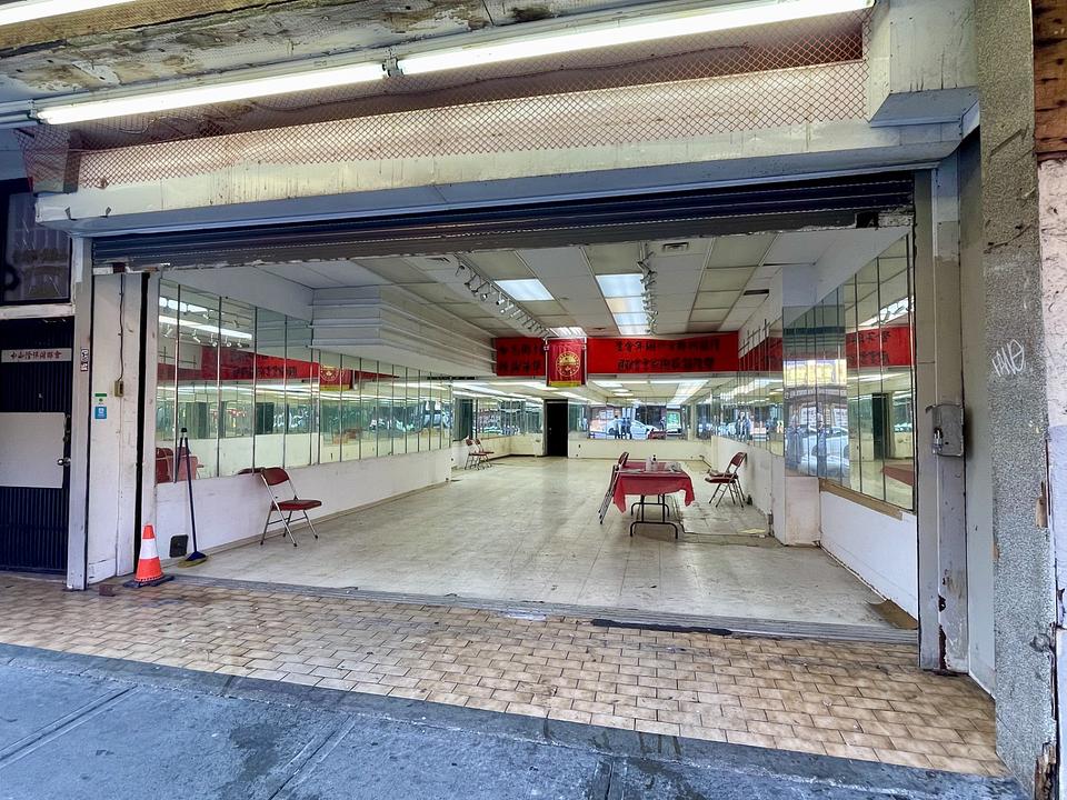 240 Keefer Street, Vancouver, BC
