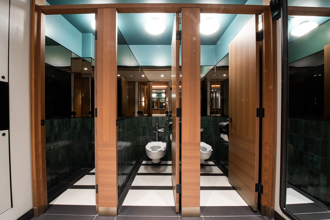 401 - 360 Bay Street, Toronto, ON