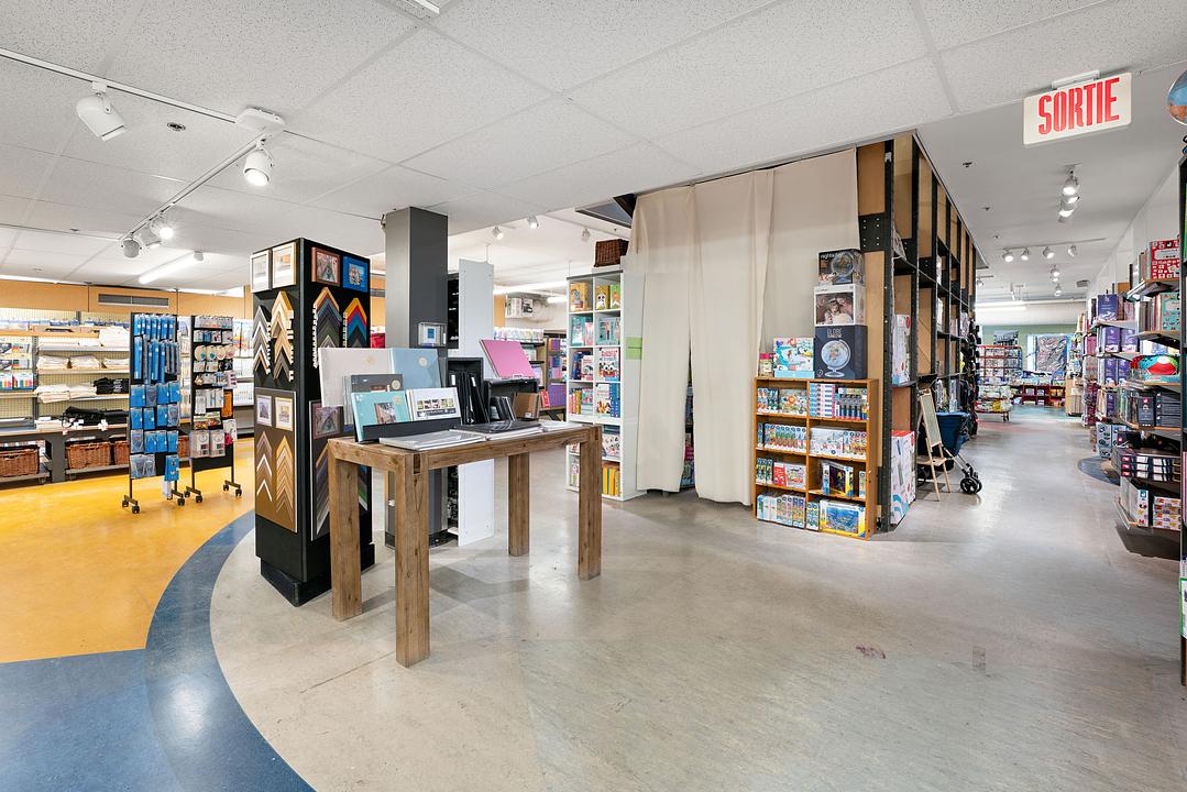 334 Rue Sainte-Catherine Est, Montréal, QC