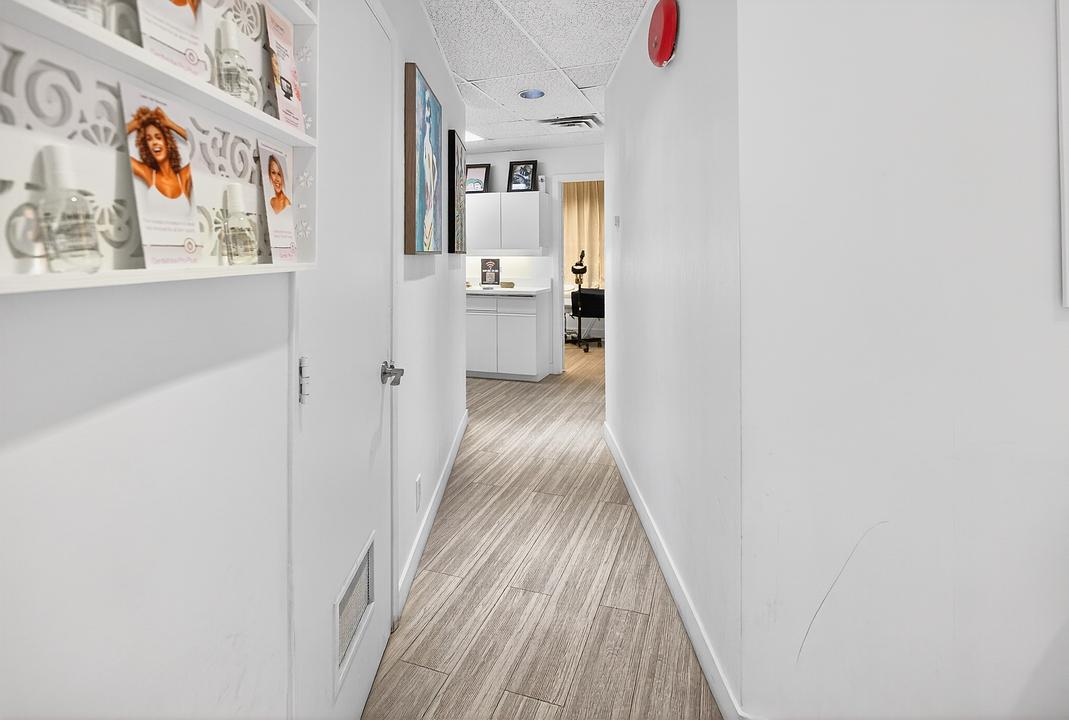 12085 CONFIDENTIAL, North Vancouver, BC