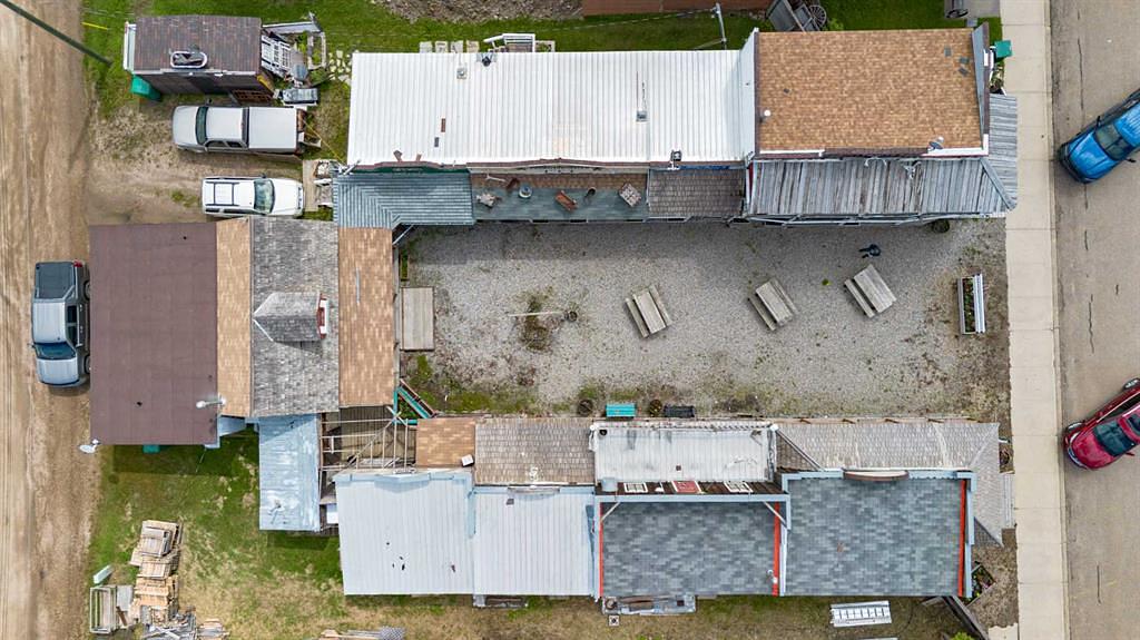 44 Main Street East, Big Valley, AB