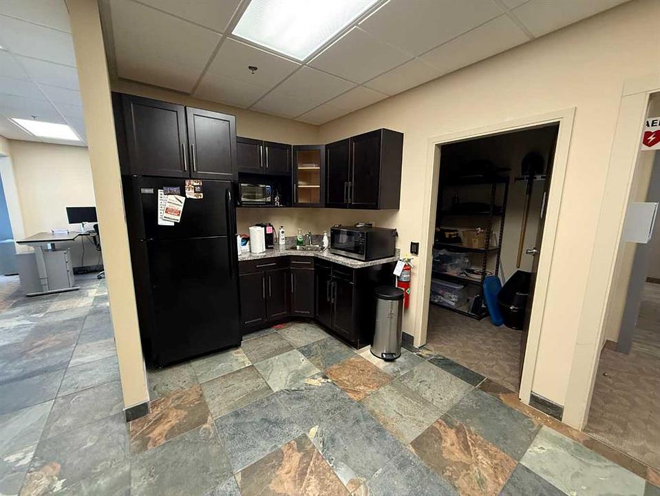220 - 52 Gateway Drive Northeast, Airdrie, AB
