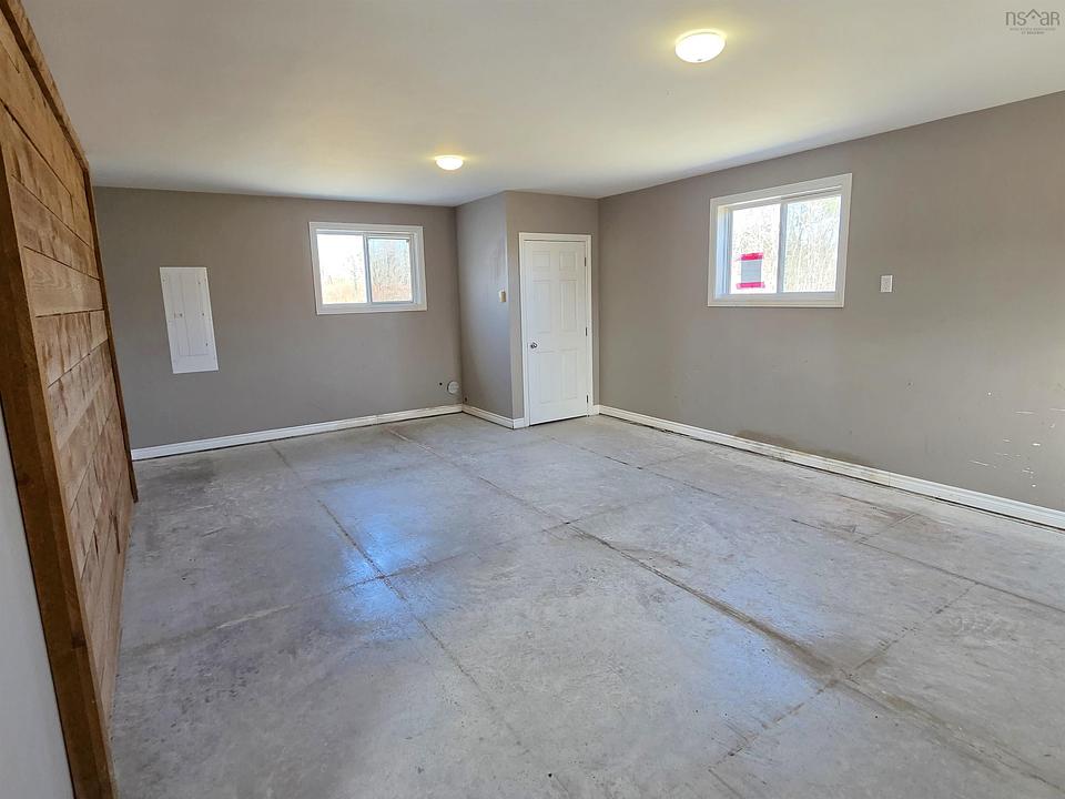 128 Beach Road, Shelburne, NS