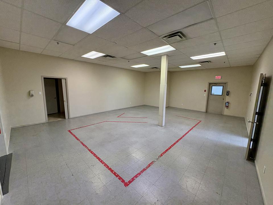 200 - 22722 Lougheed Hwy, Maple Ridge, BC