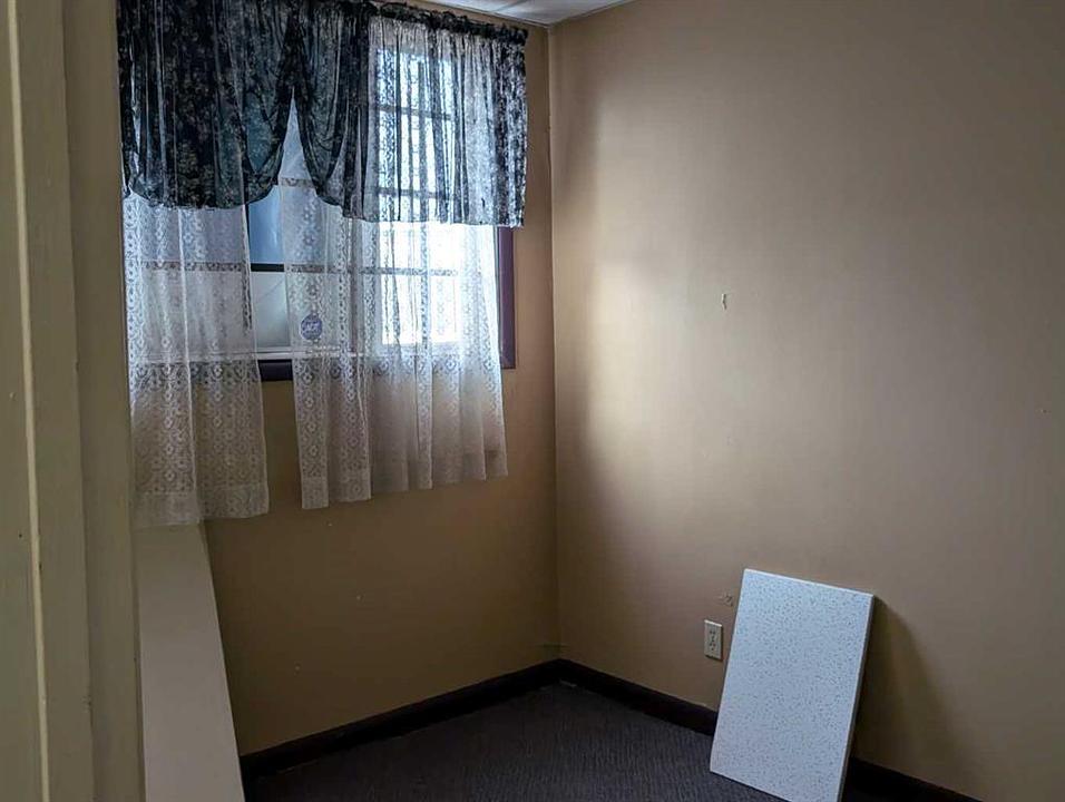 305 Main Street, Trochu, AB