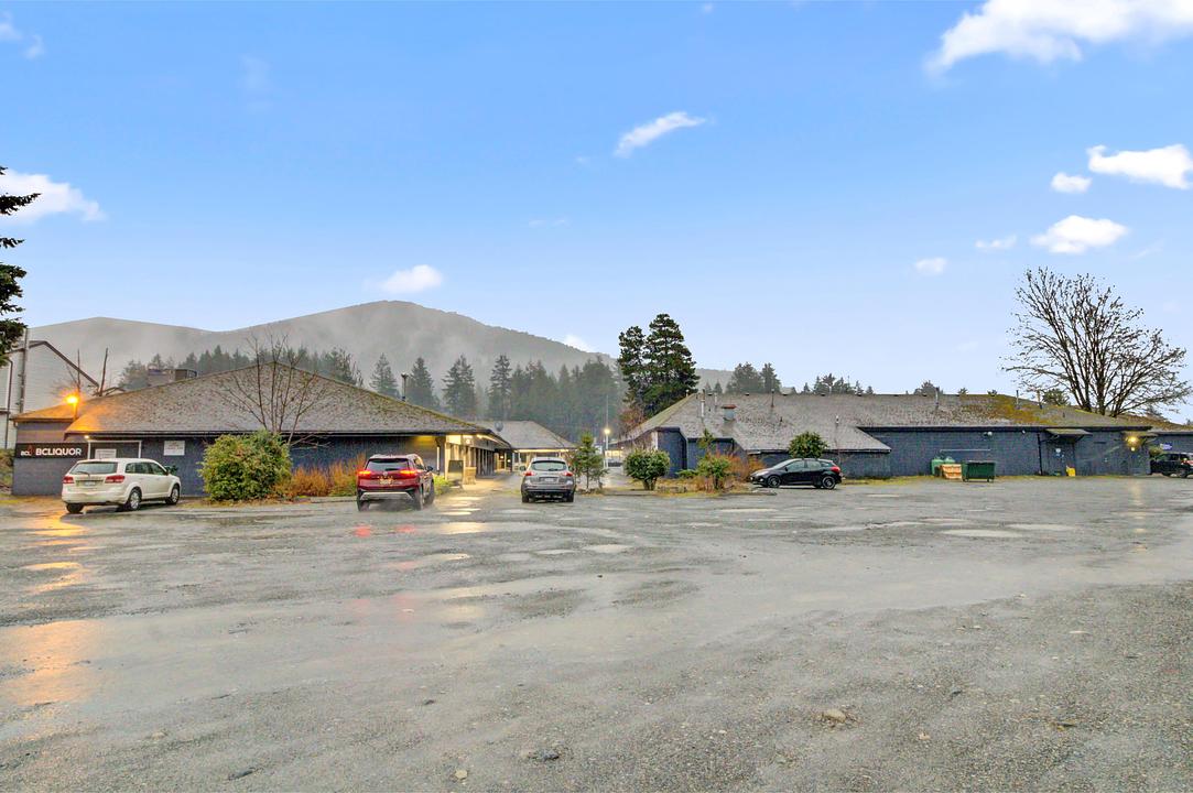 375 Nimpkish Dr, Gold River, BC