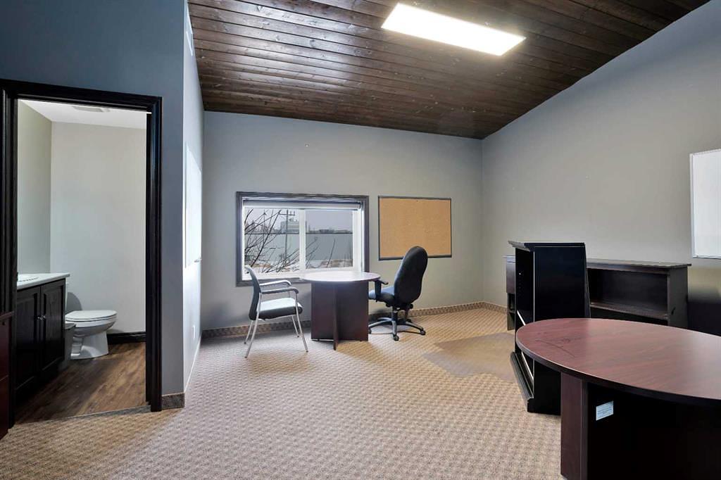 4407 45A Avenue, Rocky Mountain House, AB