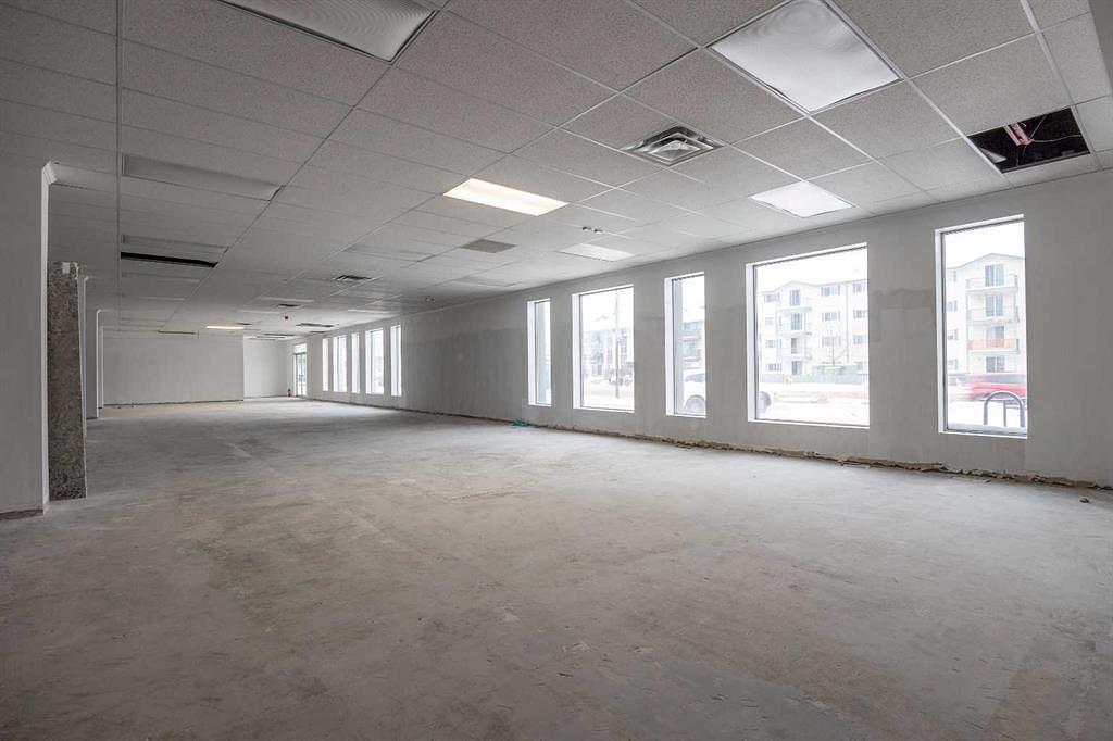 100 - 9401 Franklin Avenue, Fort McMurray, AB