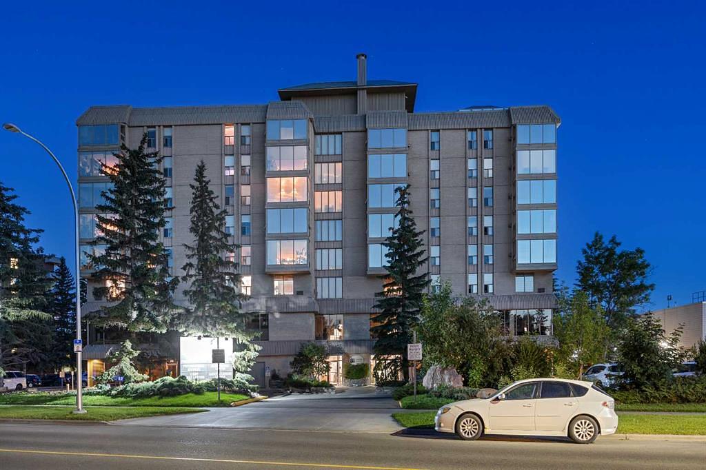 204 - 4603 Varsity Drive Northwest, Calgary, AB