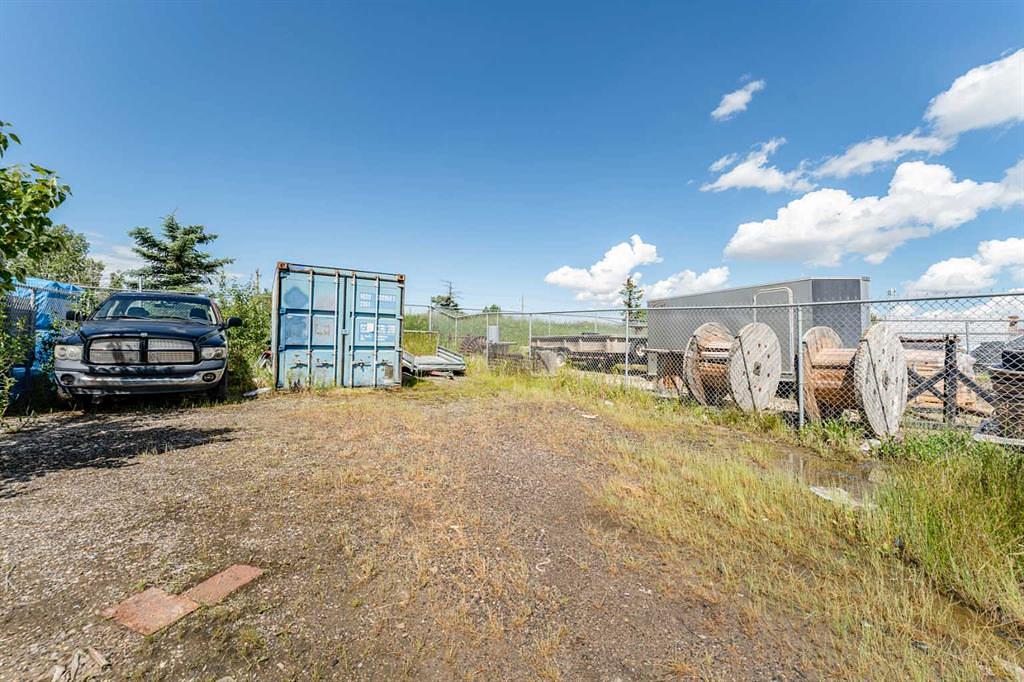 10 - 235105 Wrangler Drive, Rocky View County, AB