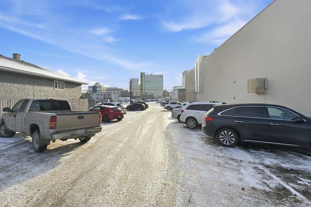 5233 49 Avenue, Red Deer, AB