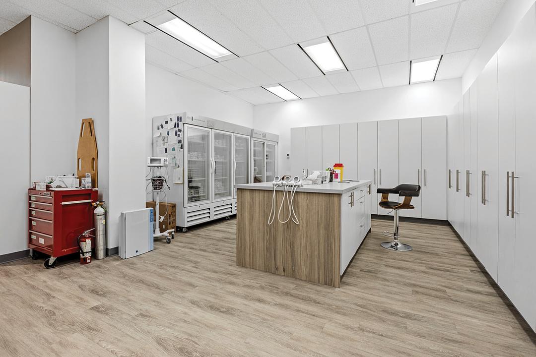 2505 St Laurent Blvd, Ottawa, ON