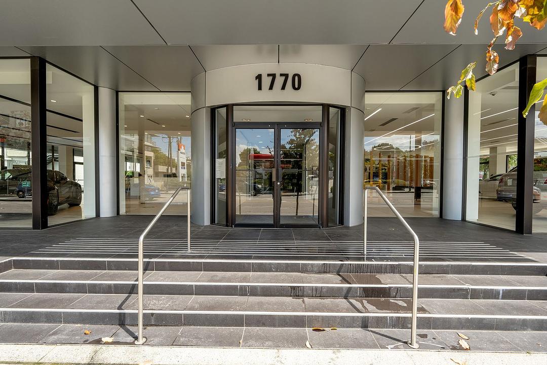 305 - 1770 Burrard Street, Vancouver, BC