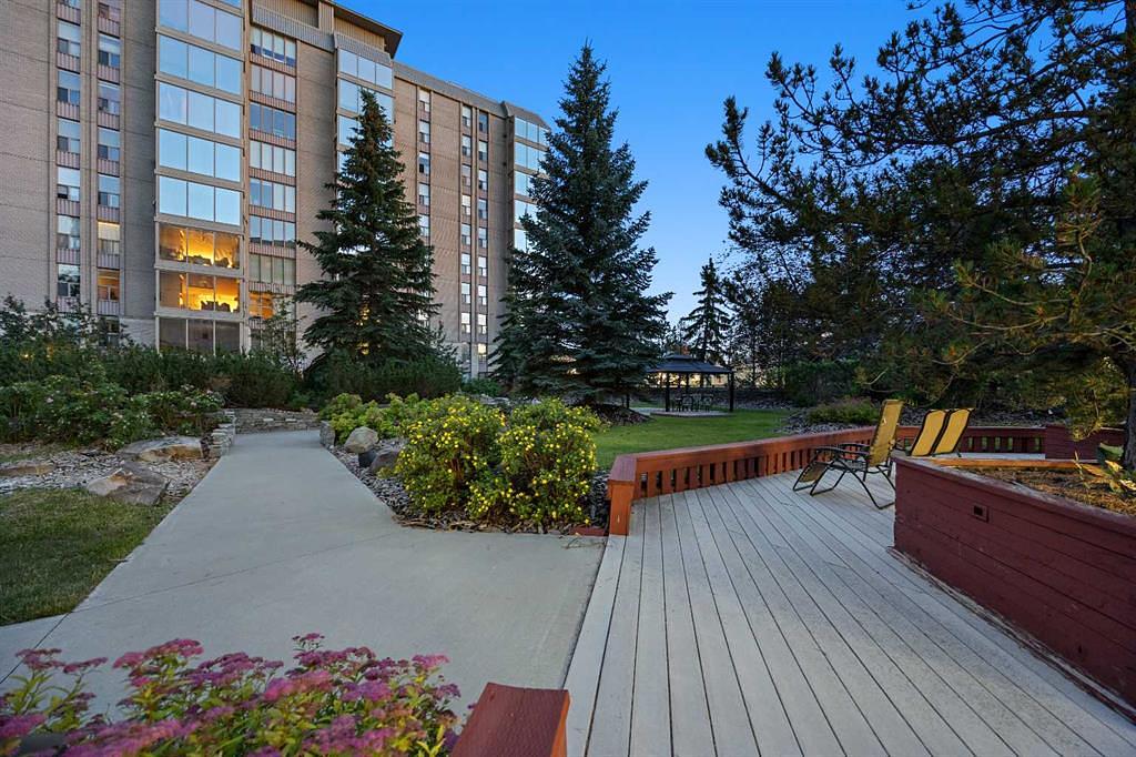 204 - 4603 Varsity Drive Northwest, Calgary, AB