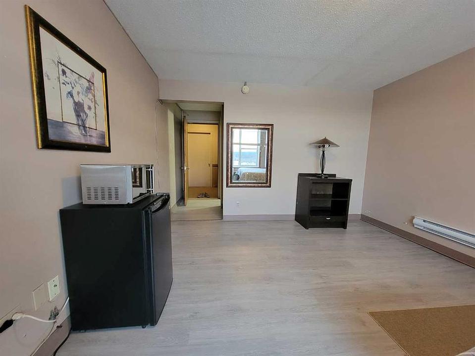 4939 50 Street, Rocky Mountain House, AB