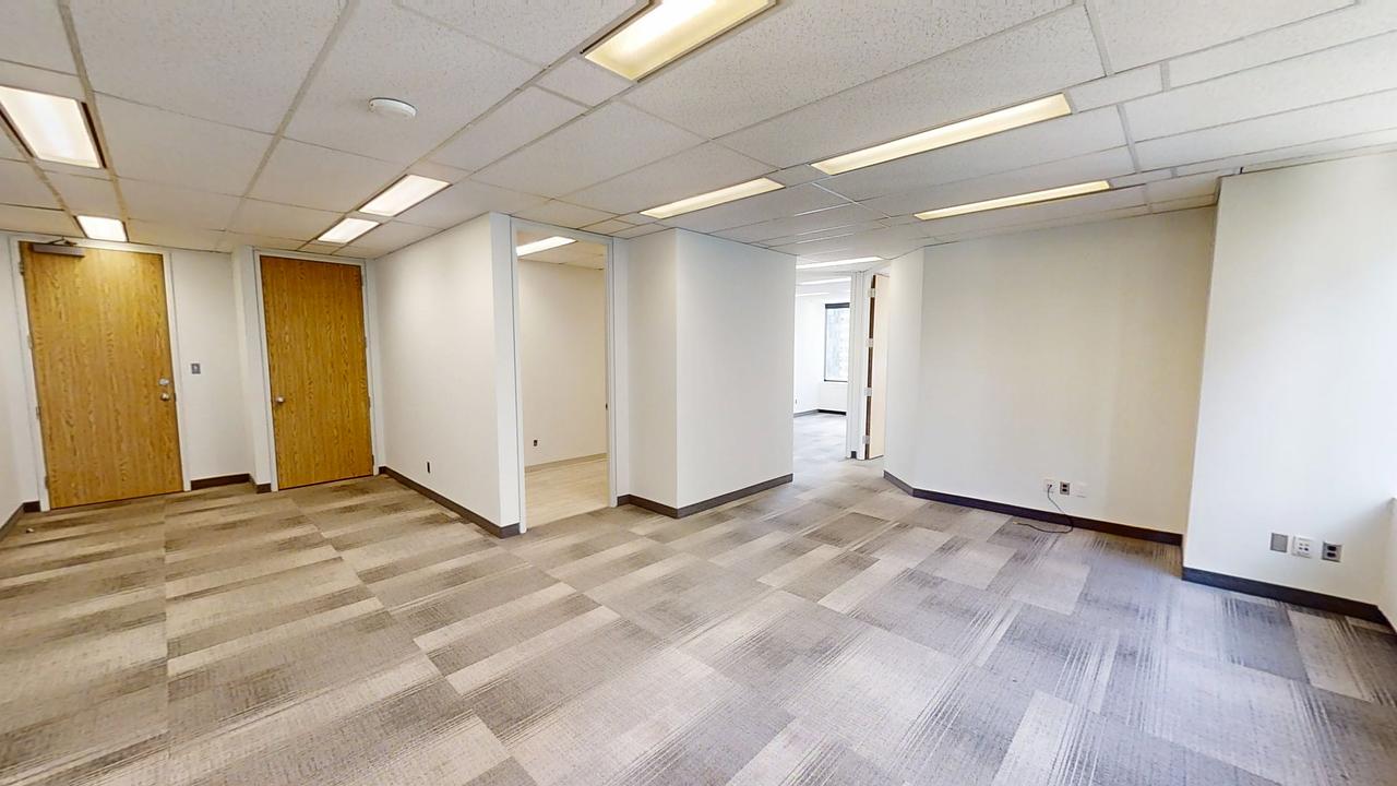1506 - 180 Dundas Street West, Toronto, ON